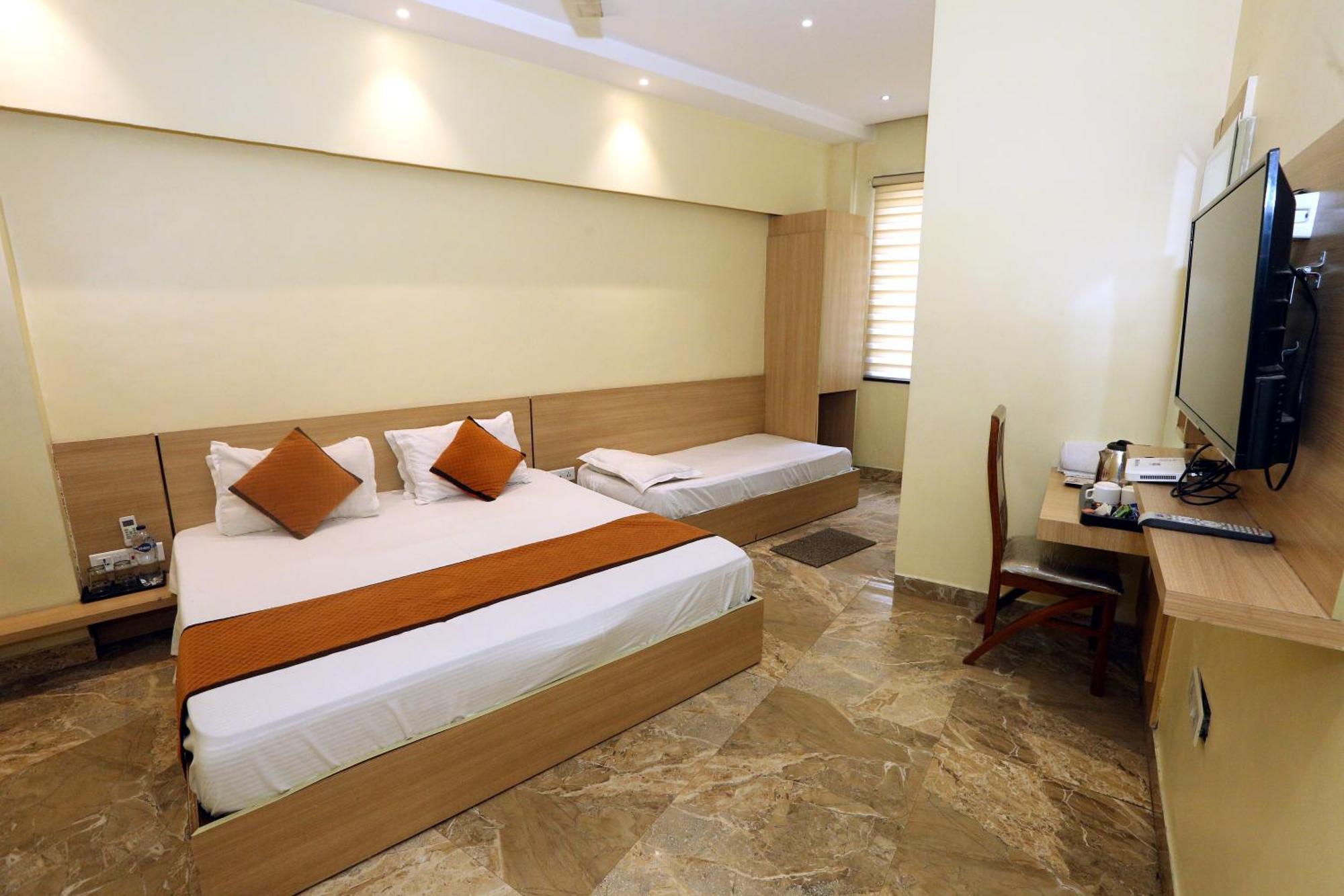 Hotel Tradition Heritage Walk Amritsar Exterior photo